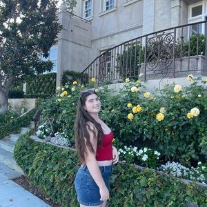 Meet your Posher, Tori